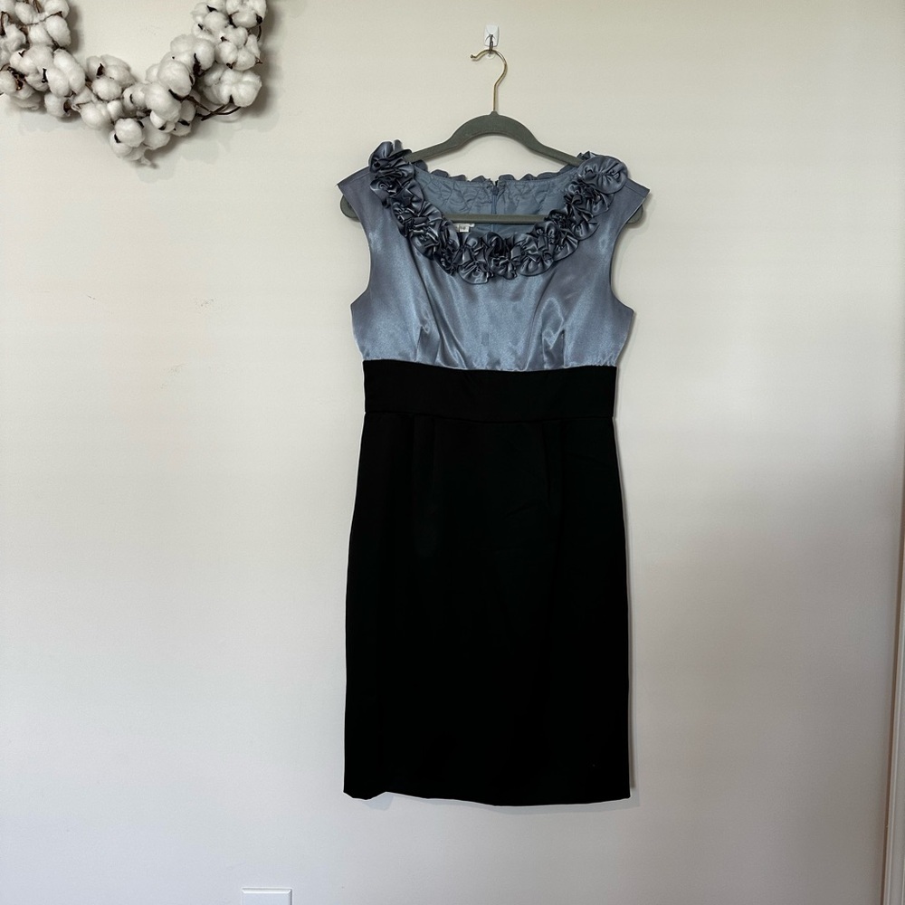 London Times Sleeveless Cocktail Dress
